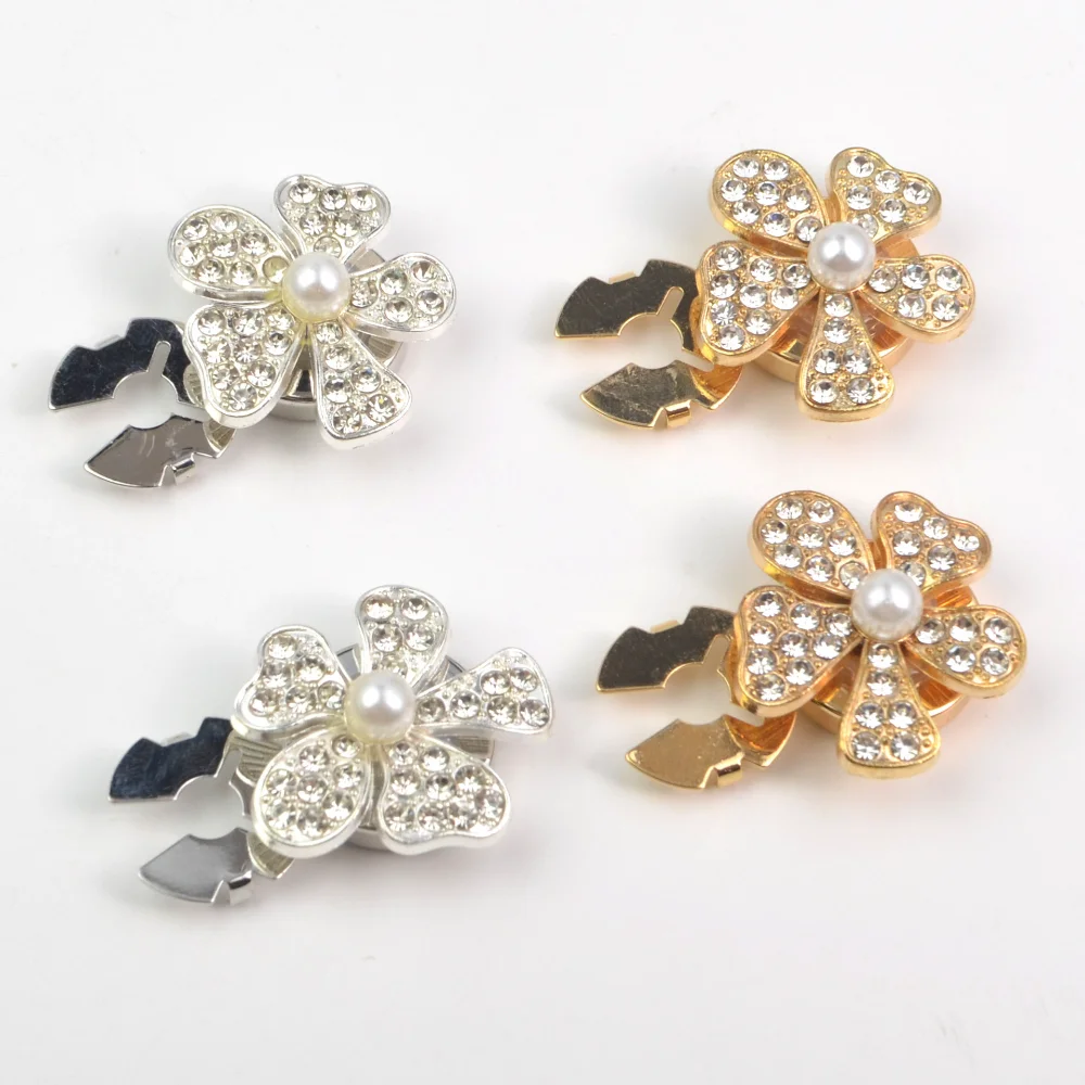 Floral Four-Leaf Clove Cufflinks Set 4 Floral Four-Leaf Clove Cufflinks Set - Image 4