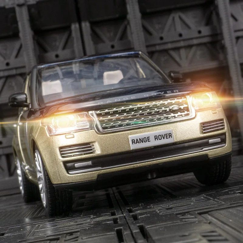 Red 1:24 Scale Range Rover Sports Diecast Model 6 Red 1:24 Scale Range Rover Sports Diecast Model - Image 6