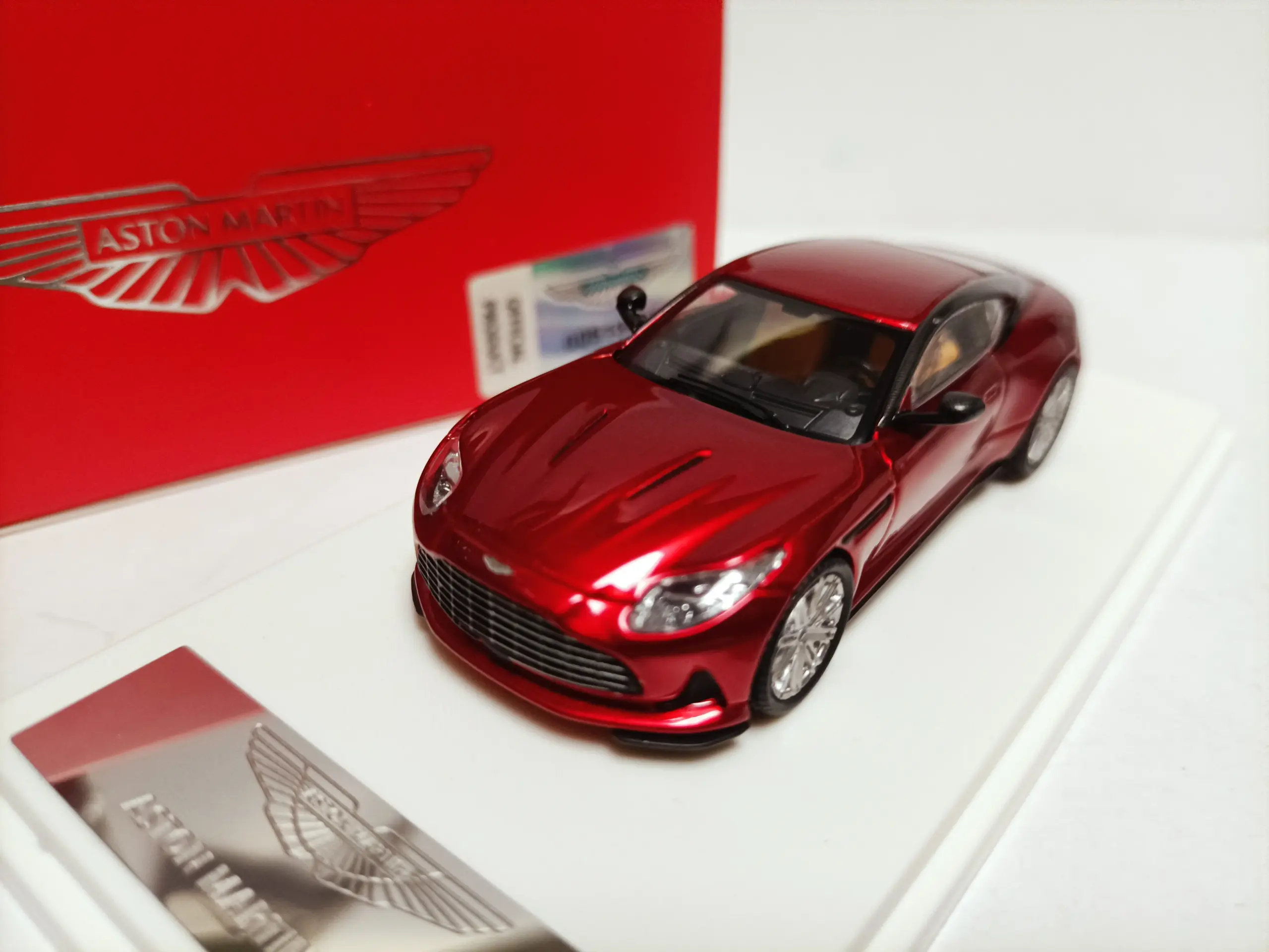 1:64 Aston Martin DB12 Diecast Model 5 1:64 Aston Martin DB12 Diecast Model - Image 5