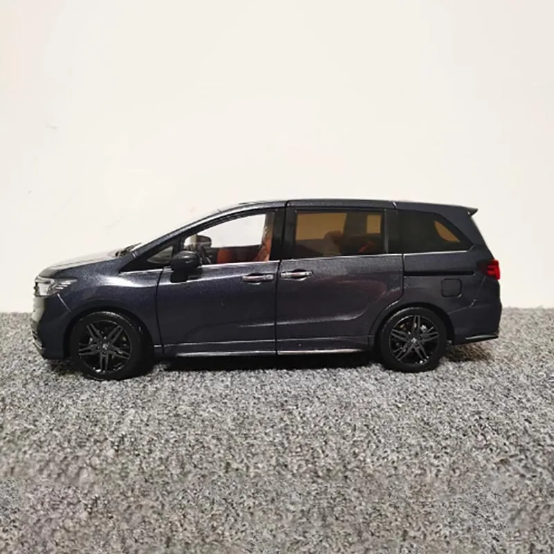 1:18 Scale Odyssey Hybrid 2022 Diecast Model 4 1:18 Scale Odyssey Hybrid 2022 Diecast Model - Image 4