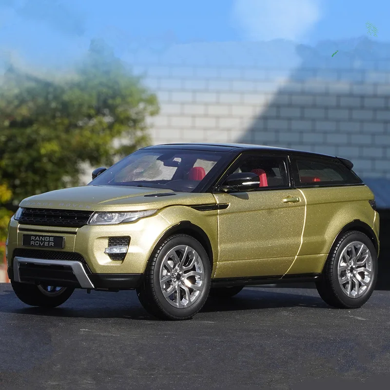 1:18 Range Rover Evoque Diecast Model 7 1:18 Range Rover Evoque Diecast Model - Image 7