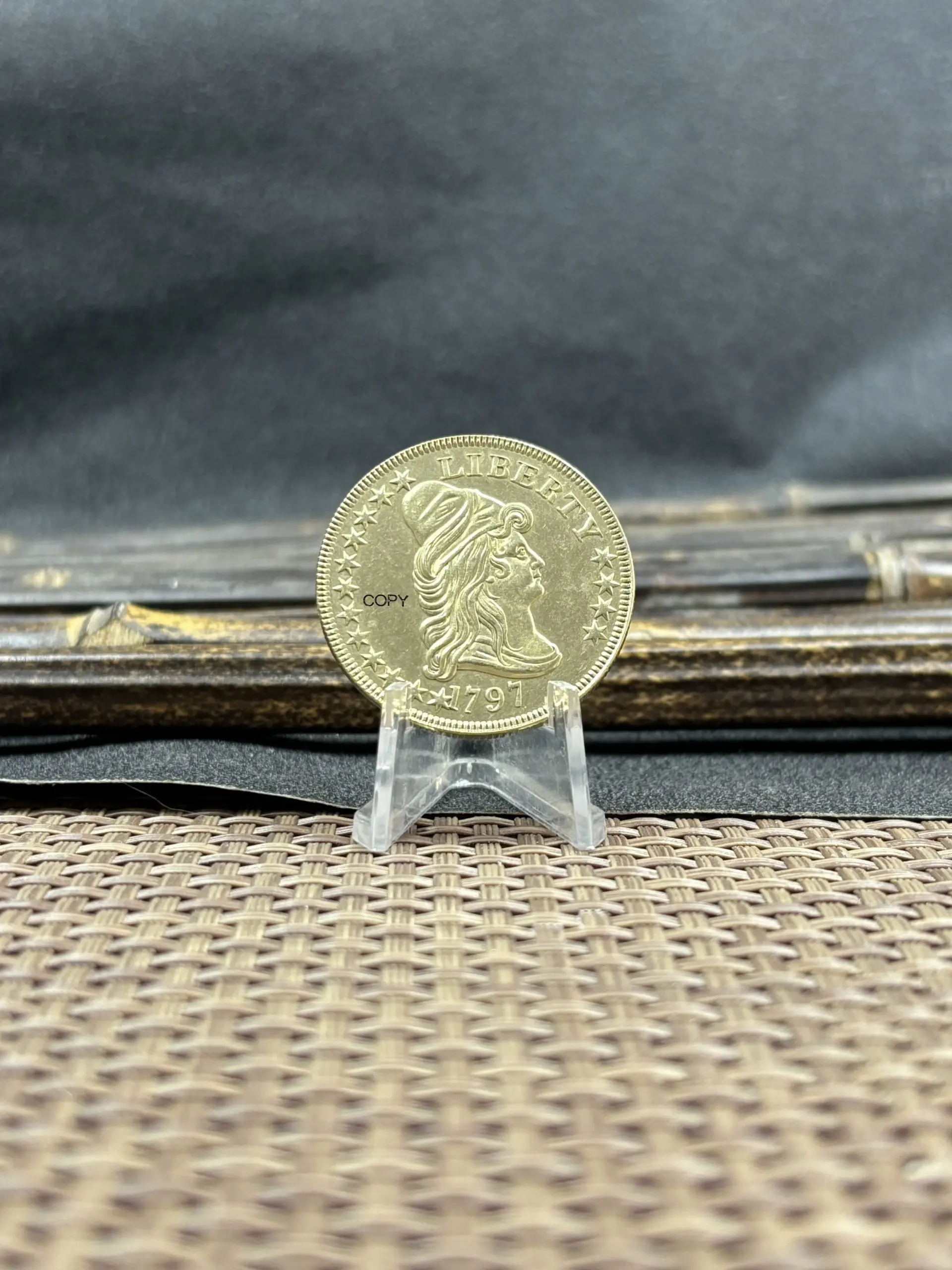 1797 Liberty Capped Bust Gold Replica 3 1797 Liberty Capped Bust Gold Replica - Image 3