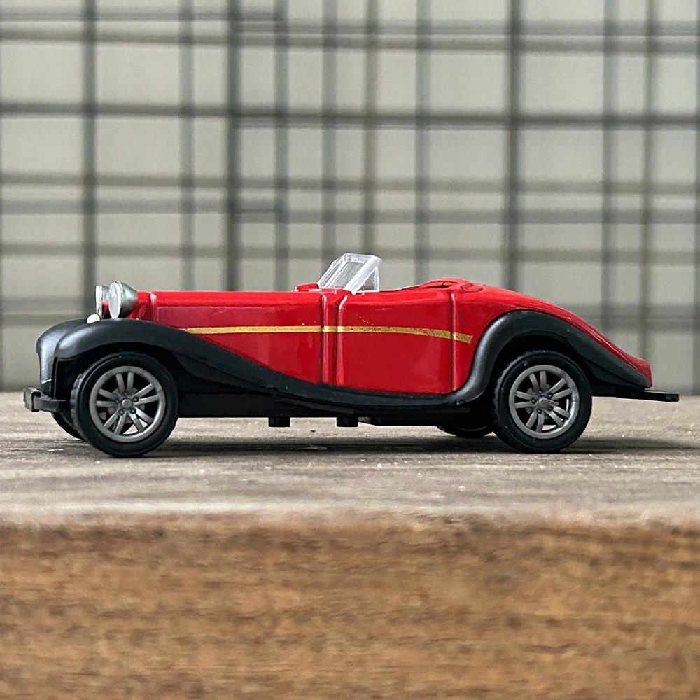 Vintage Alloy Diecast Car Model 1:43 Scale 5 Vintage Alloy Diecast Car Model 1:43 Scale - Image 5