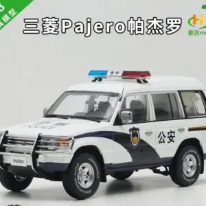 1:18 Mitsubishi Pajero V31 Diecast Model for Collectors 15 Sf02ee8e1a0144cb8850250c14401ba88w
