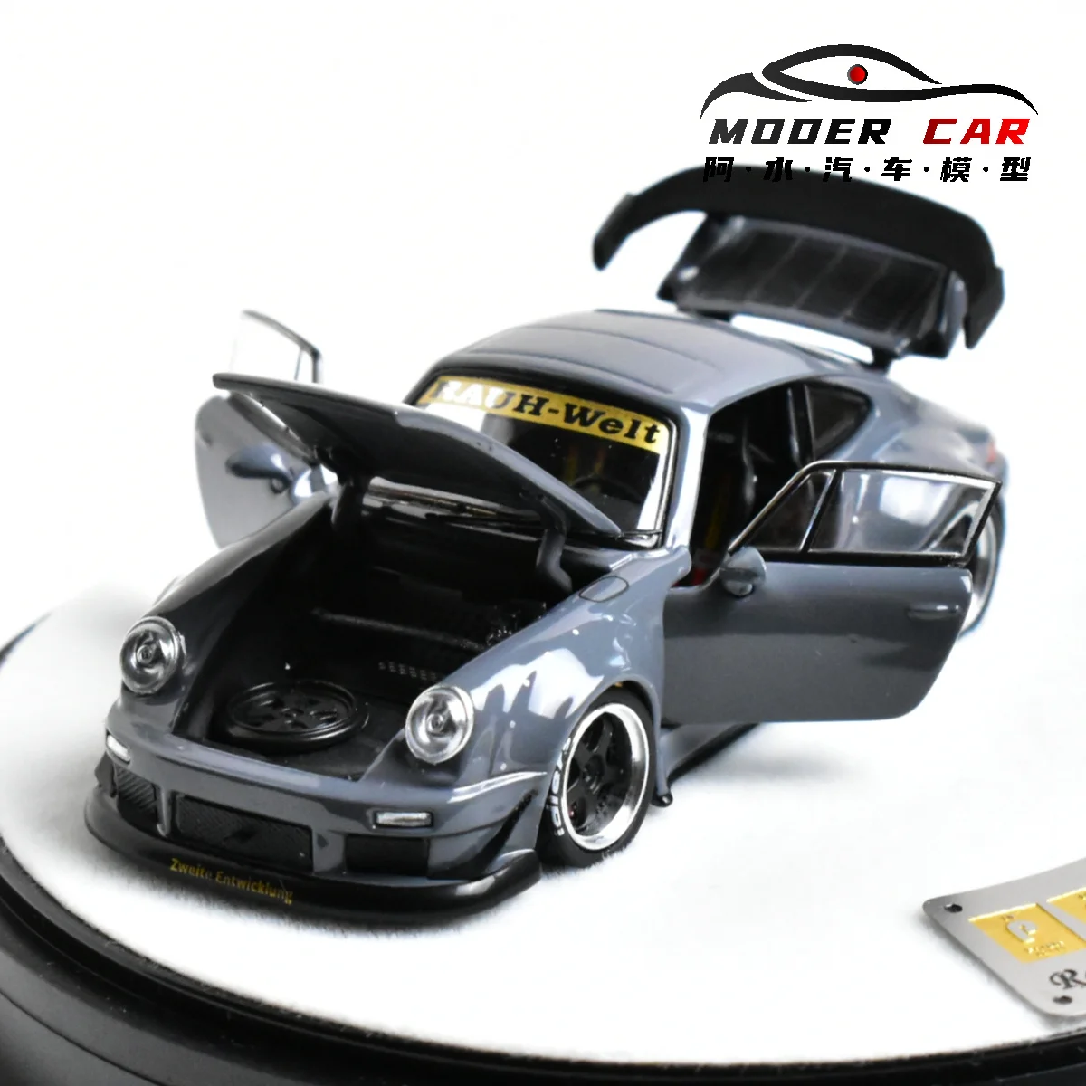 1:64 Scale RWB Porsche 930 Diecast Model 2 1:64 Scale RWB Porsche 930 Diecast Model - Image 2