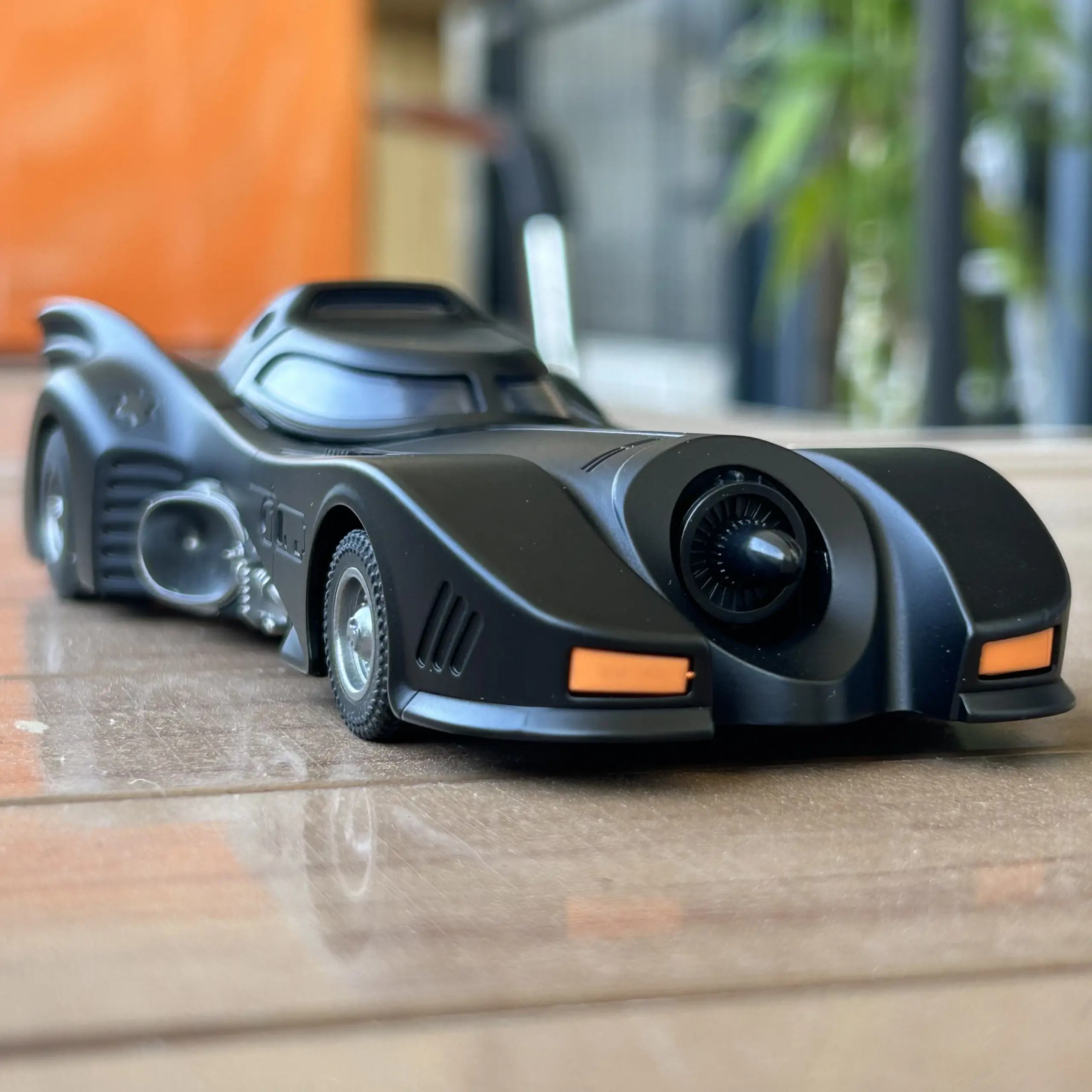 1989 Batmobile Diecast Model 1:32 Scale 5 1989 Batmobile Diecast Model 1:32 Scale - Image 5