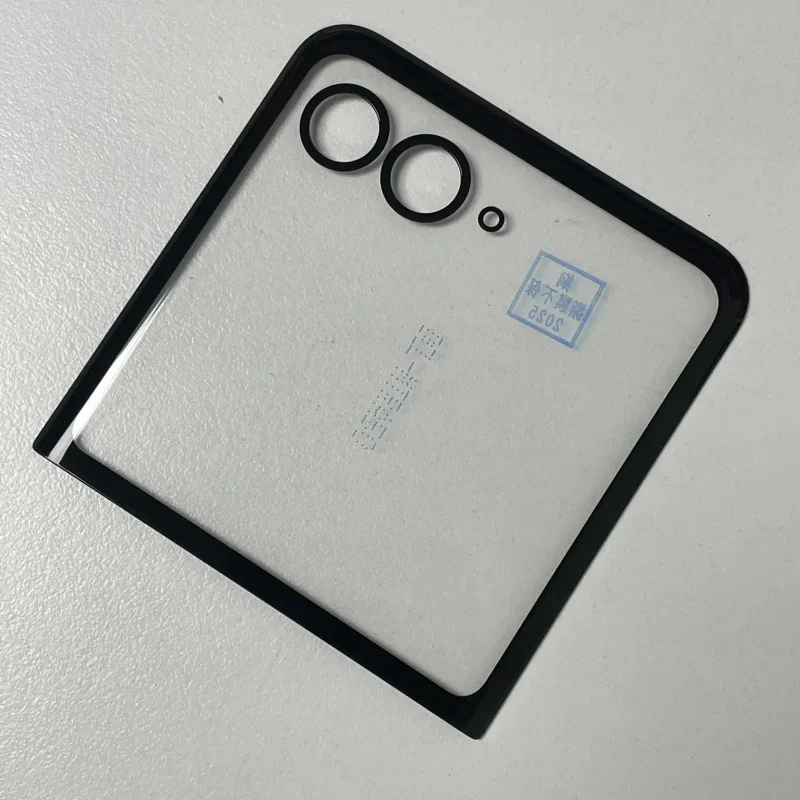 Motorola Razr 40 Ultra/50 Ultra Screen Replacement 5 Motorola Razr 40 Ultra/50 Ultra Screen Replacement - Image 5