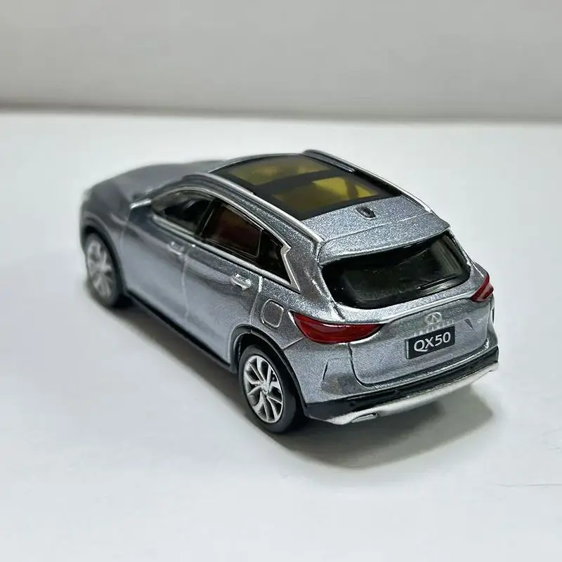 Miniature Gray Infiniti QX50 SUV Model 5 Miniature Gray Infiniti QX50 SUV Model - Image 5