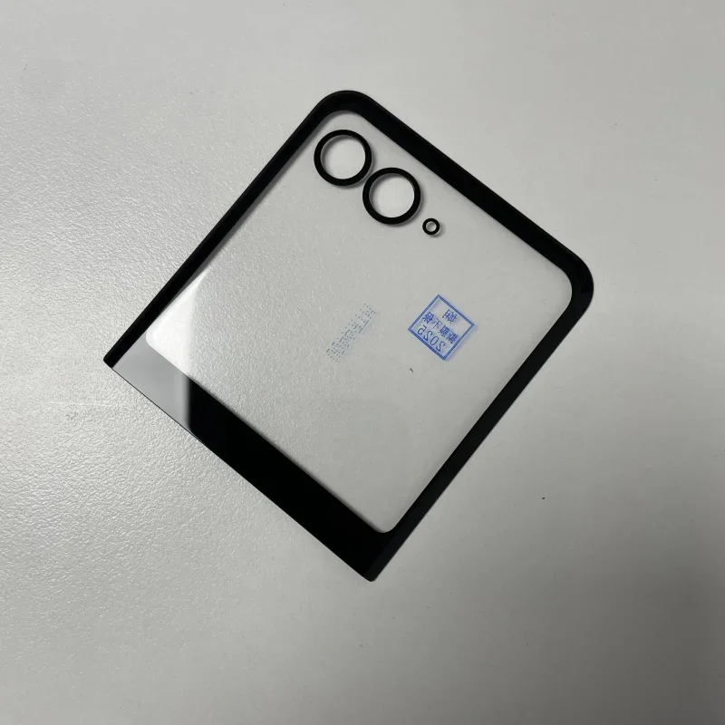 Motorola Razr 40 Ultra/50 Ultra Screen Replacement 4 Motorola Razr 40 Ultra/50 Ultra Screen Replacement - Image 4