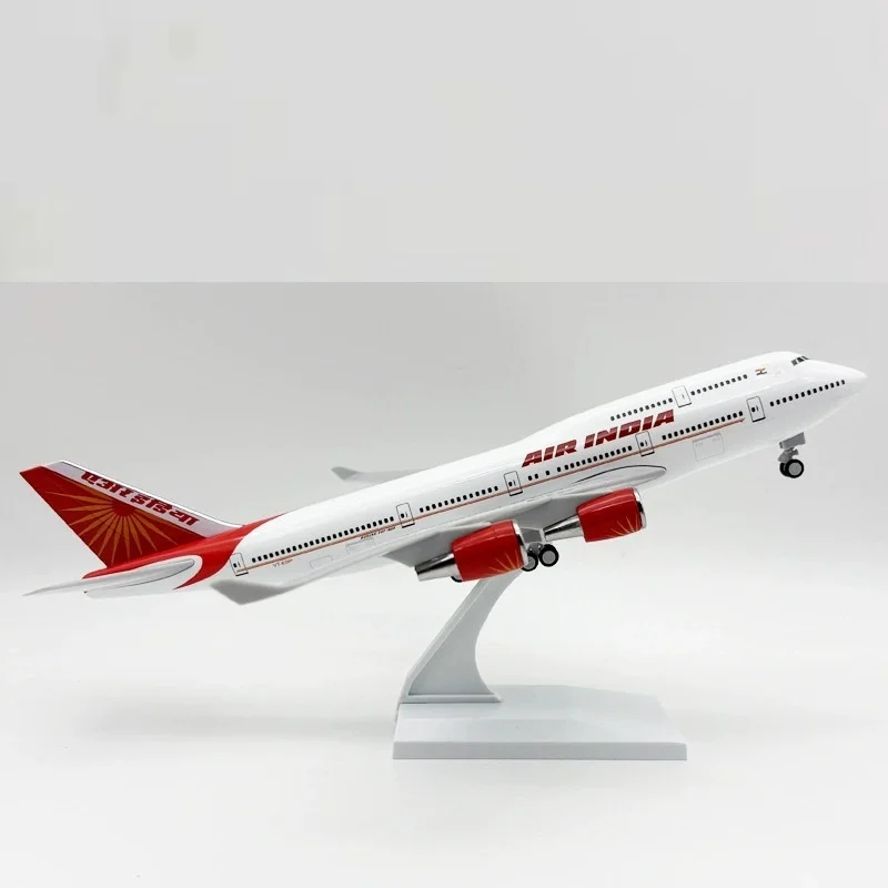 Air India Boeing 747 Scale Model 1:400 3 Air India Boeing 747 Scale Model 1:400 - Image 3
