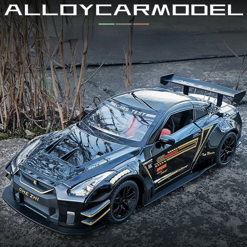 Black Nissan GTR R35 Diecast Model 1:24 Scale 2 Black Nissan GTR R35 Diecast Model 1:24 Scale - Image 2