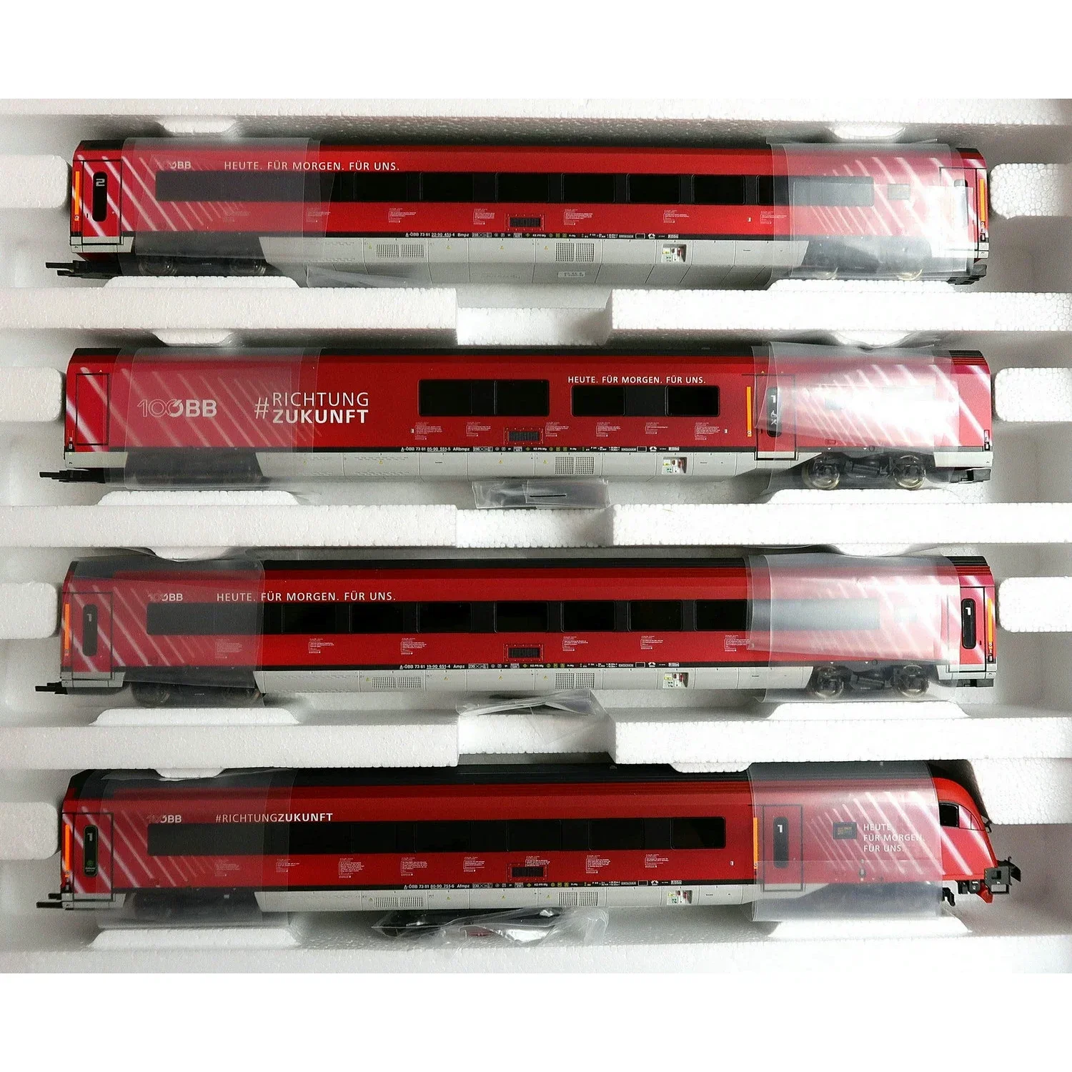 ROCO HO 1/87 RAILJET High-Speed Train Set 5 ROCO HO 1/87 RAILJET High-Speed Train Set - Image 5