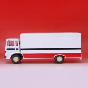 Renault RVI Service Truck Diecast Replica Model 8 Sf796b0d53dbb426bb117c9d98734c408W