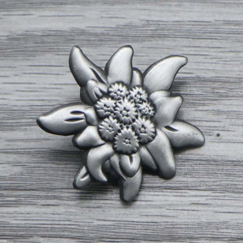 Retro Elegant Edelweiss Badge Pin 8 Retro Elegant Edelweiss Badge Pin - Image 8