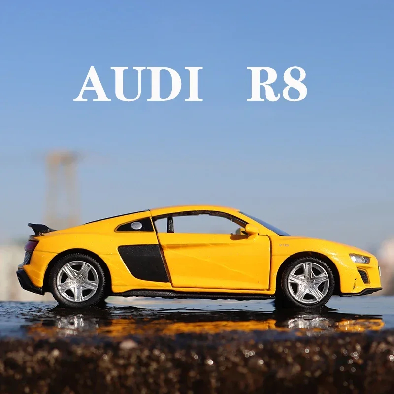 1:36 Scale Alloy R8 Coupe Model Car 3 1:36 Scale Alloy R8 Coupe Model Car - Image 3