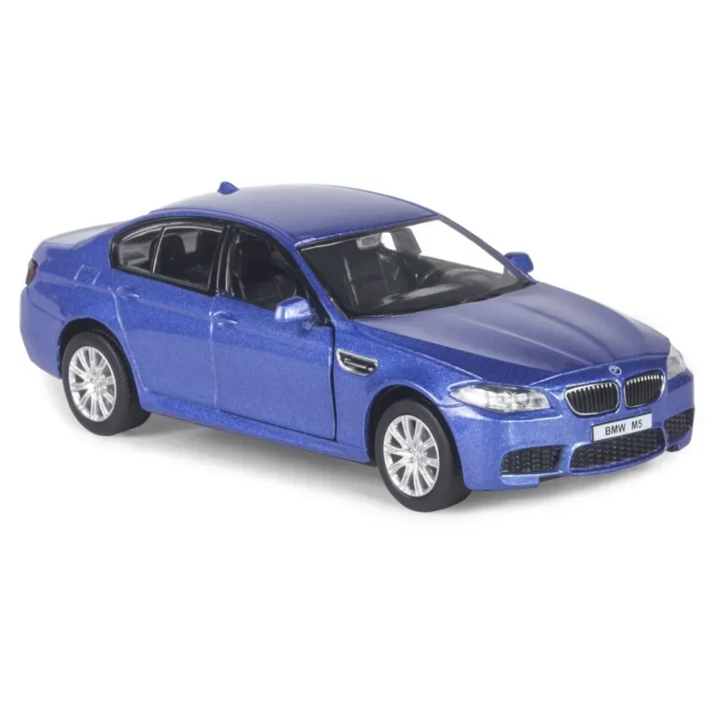 BMW 1:36 Scale Diecast Model Collection 4 BMW 1:36 Scale Diecast Model Collection - Image 4