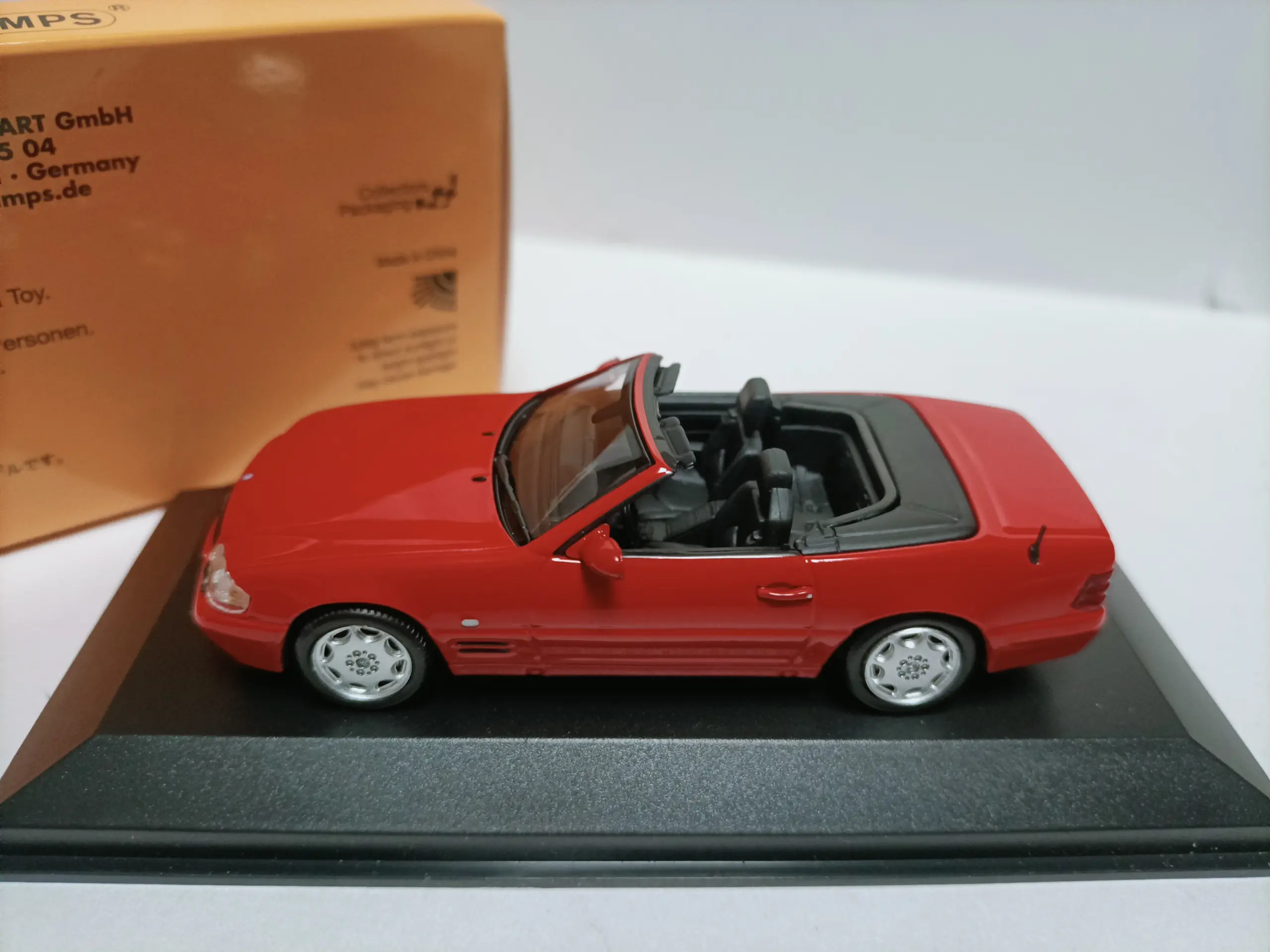 1999 Mercedes-Benz SL Diecast Model 1:43 Scale 2 1999 Mercedes-Benz SL Diecast Model 1:43 Scale - Image 2