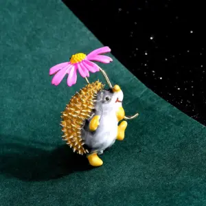 Whimsical Chamomile Hedgehog Brooch 15 Sfa7d5eecc52c40b18558cf56e413043dD