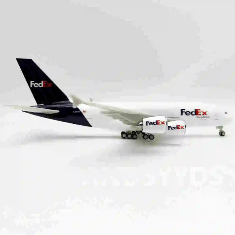 FedEx A380 Diecast Model for Collectors 3 FedEx A380 Diecast Model for Collectors - Image 3