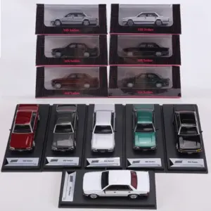 1:64 Scale 505 Sedan Diecast Model 14 Sfb66e556090841918e5167cb13db5f59J