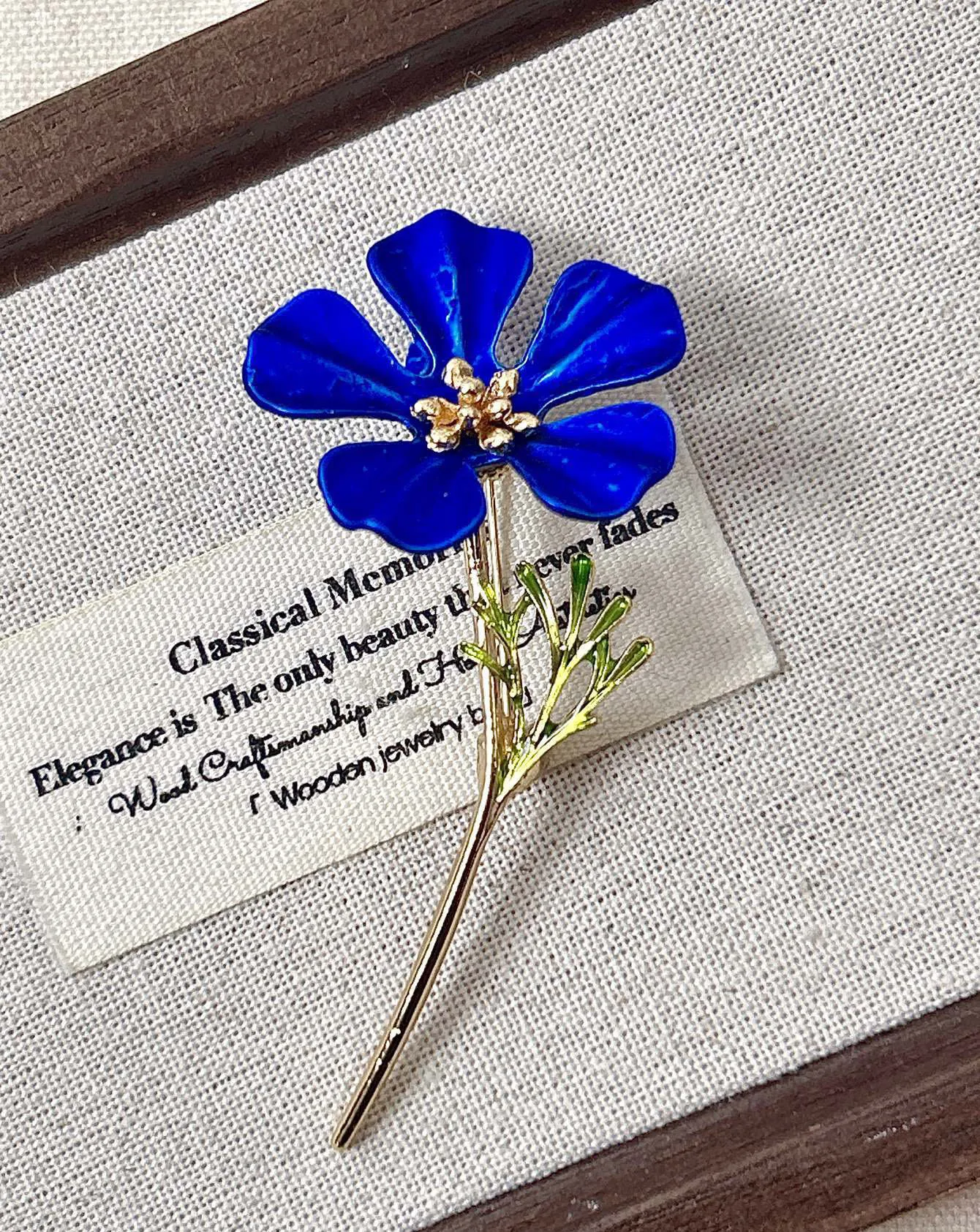 Floral Enamel Brooch for Unisex Style 2 Floral Enamel Brooch for Unisex Style - Image 2