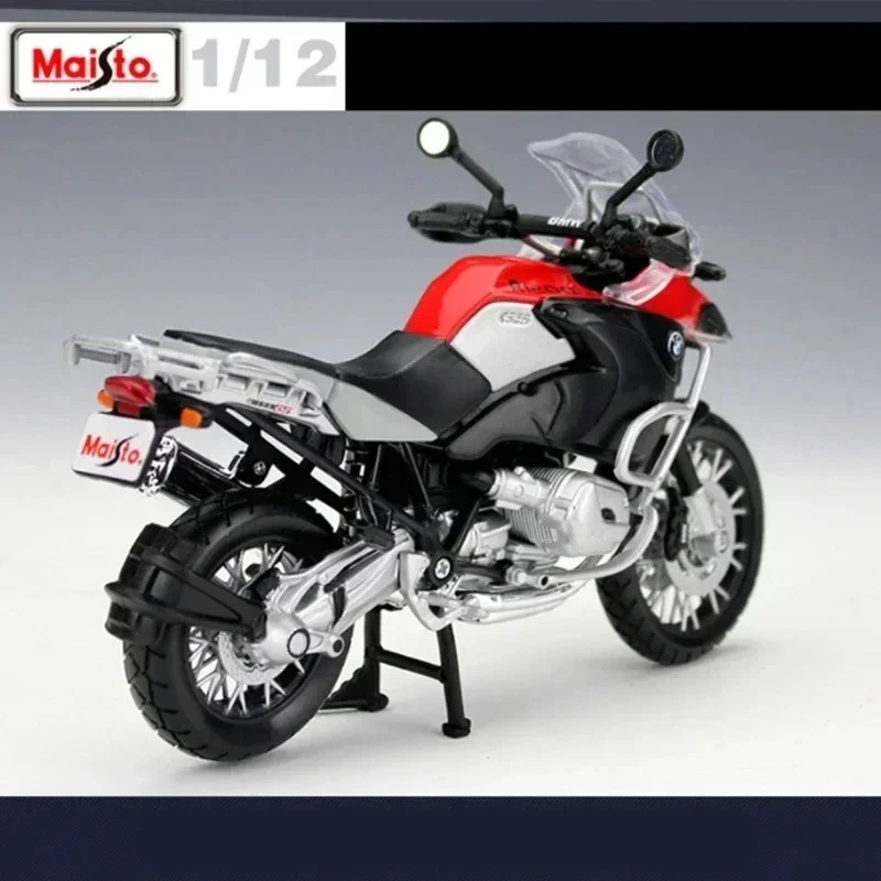 Maisto 1:12 Diecast Sport Motorcycle Model 4 Maisto 1:12 Diecast Sport Motorcycle Model - Image 4