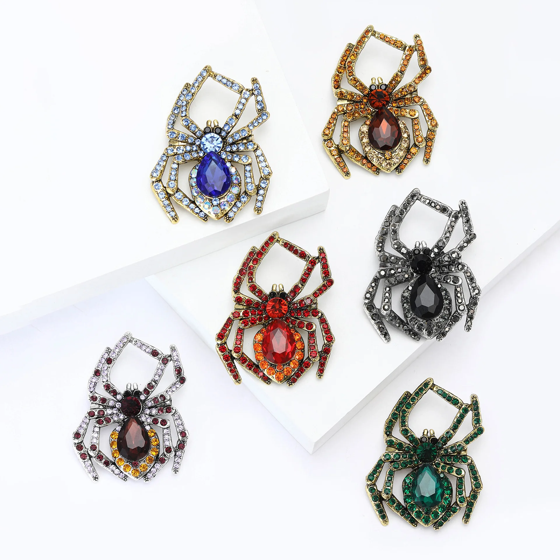 Unisex Spider Brooch Model XZ7413 with Gemstone 1 Unisex Spider Brooch Model XZ7413 with Gemstone