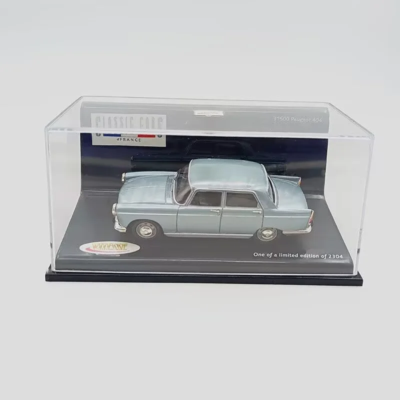 Vintage 1970 Peugeot 404 Diecast Model 1:43 Scale 6 Vintage 1970 Peugeot 404 Diecast Model 1:43 Scale - Image 6