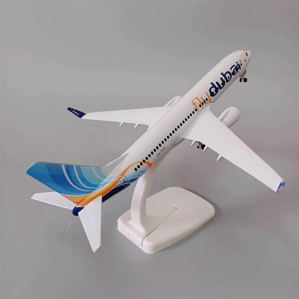 Metal B737 Aircraft Model - 1:400 Scale Display 5 Metal B737 Aircraft Model - 1:400 Scale Display - Image 5