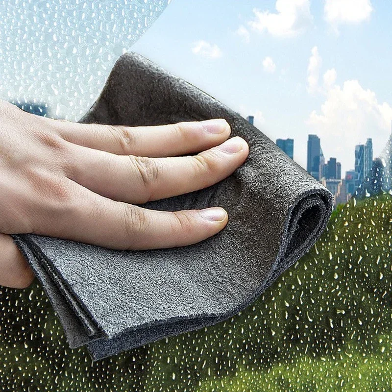 Microfiber Cleaning Cloths Set in Multiple Sizes 2 Microfiber Cleaning Cloths Set in Multiple Sizes - Image 2