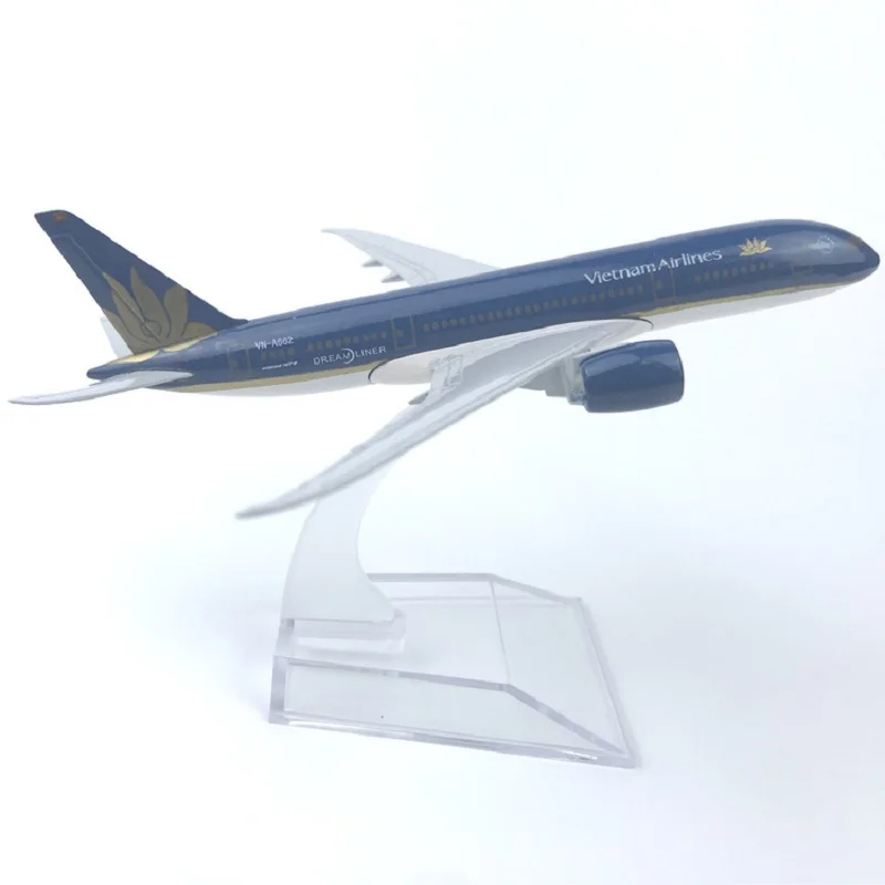 Airbus A350 Diecast Model 16cm with Stand 5 Airbus A350 Diecast Model 16cm with Stand - Image 5