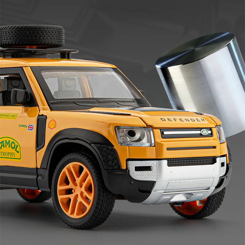 Land Rover Defender Travel Edition 1:24 Scale SUV Model 3 Land Rover Defender Travel Edition 1:24 Scale SUV Model - Image 3