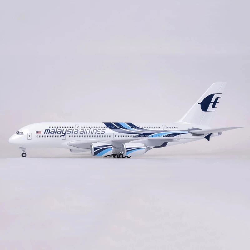 Malaysia Airlines Airbus A380 Diecast Model 47cm 3 Malaysia Airlines Airbus A380 Diecast Model 47cm - Image 3