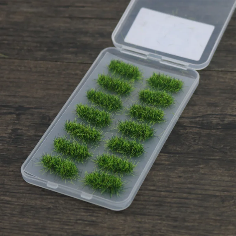Miniature Nylon Grass Clusters for Dioramas 10 Miniature Nylon Grass Clusters for Dioramas - Image 10