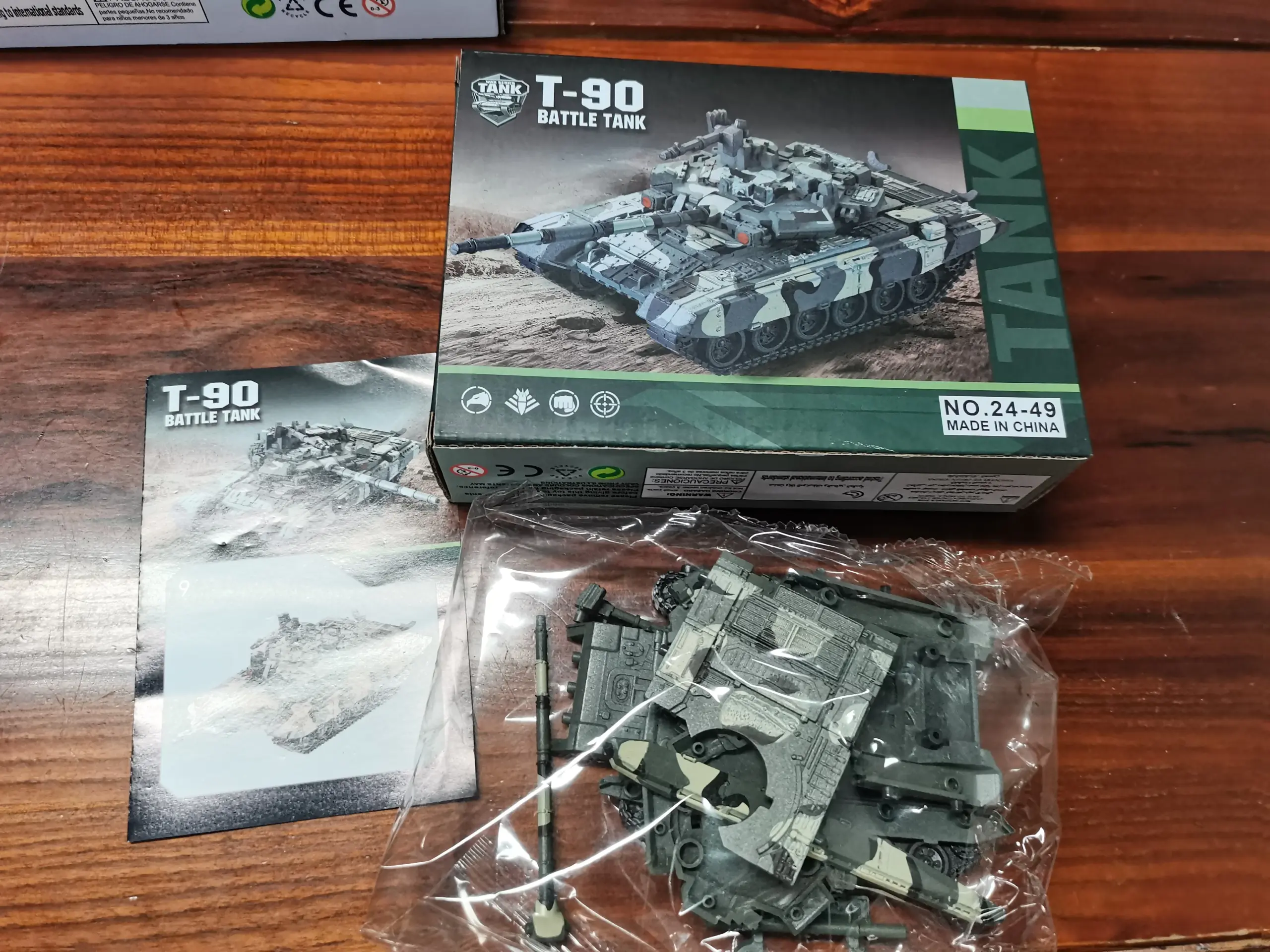 Russian T-90 Tank Model Kit for Collectors 3 Russian T-90 Tank Model Kit for Collectors - Image 3