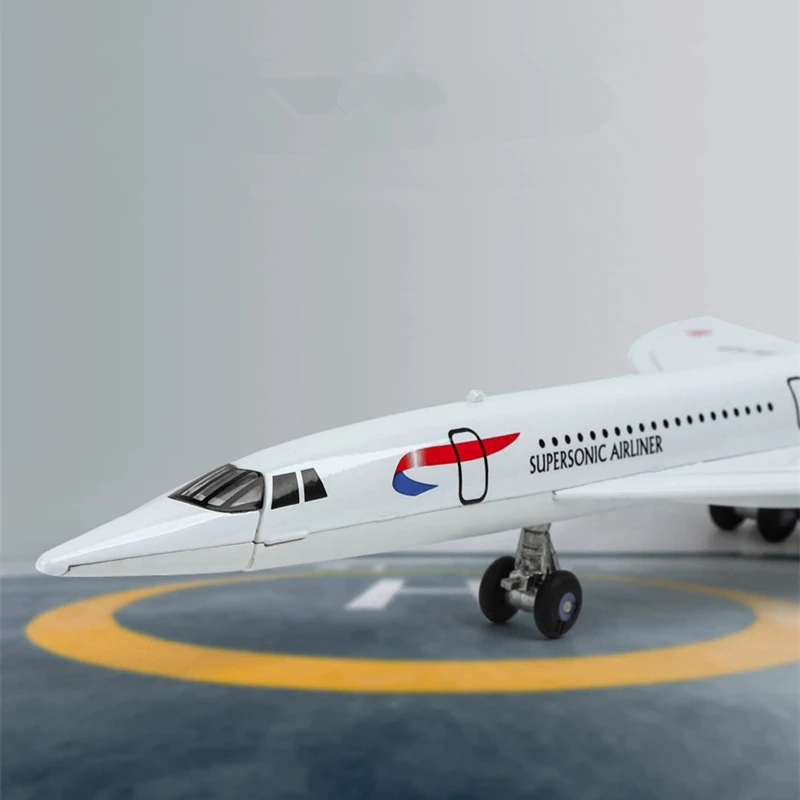 Concorde 1:168 Scale Diecast Model Aircraft 5 Concorde 1:168 Scale Diecast Model Aircraft - Image 5