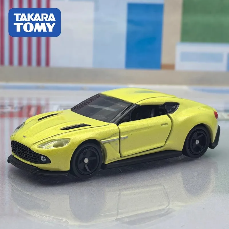 Takara Tomy Aston Martin Vanquish Zagato 1:43 Diecast 2 Takara Tomy Aston Martin Vanquish Zagato 1:43 Diecast - Image 2