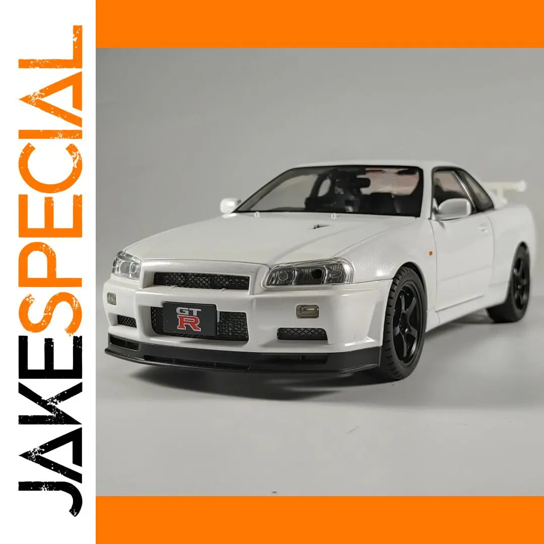 Nissan GTR R34 Skyline 1:18 Diecast Model 1 Nissan GTR R34 Skyline 1:18 Diecast Model