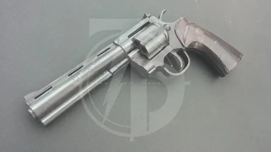 Python Revolver Paper Model - 29cm Collectible 2 Python Revolver Paper Model - 29cm Collectible - Image 2