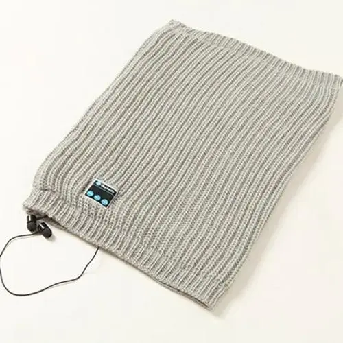 Blue Bluetooth Winter Scarf with Built-in Speaker 7 Blue Bluetooth Winter Scarf with Built-in Speaker - Image 7