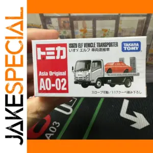 Takara Tomy 1:64 Isuzu Carrier Truck Model