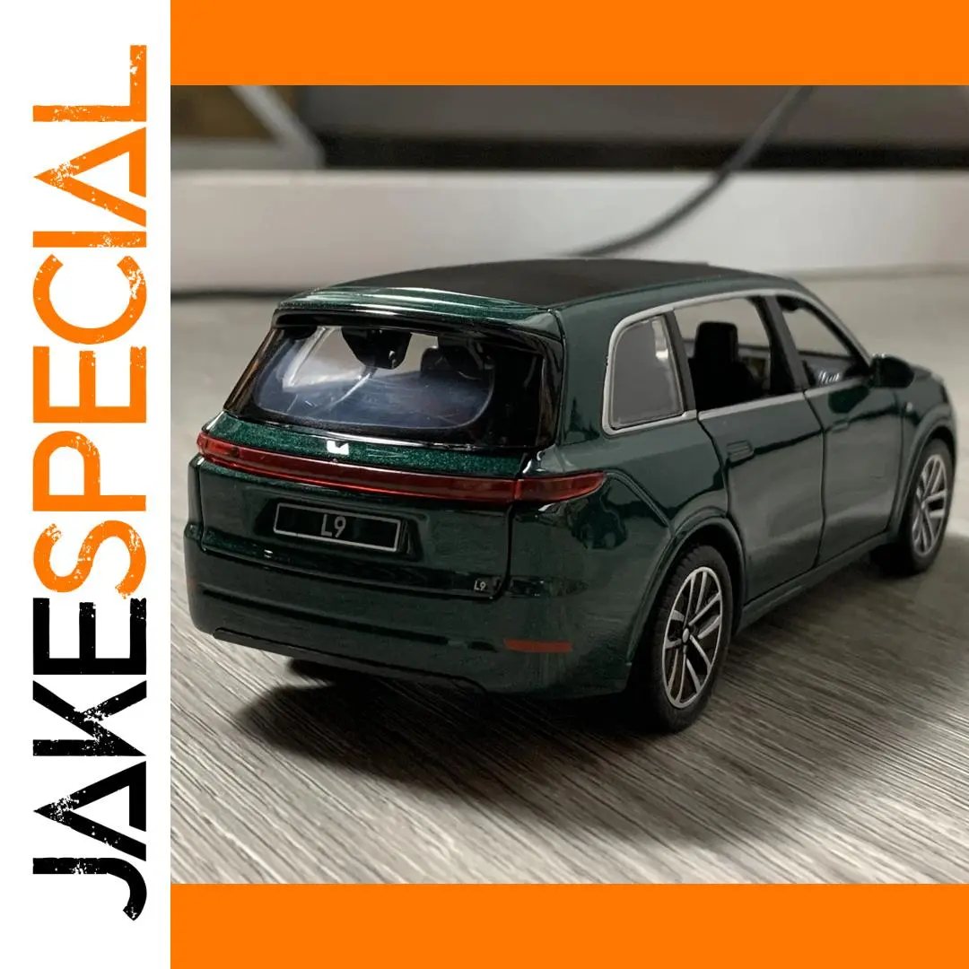 Li Auto L9 1:32 Diecast Model Car in Green 1 Li Auto L9 1:32 Diecast Model Car in Green