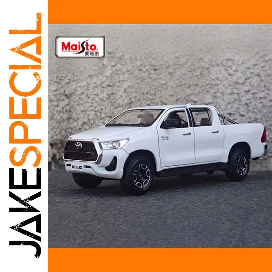 1:27 Scale Toyota Hilux Diecast Model 1 1:27 Scale Toyota Hilux Diecast Model