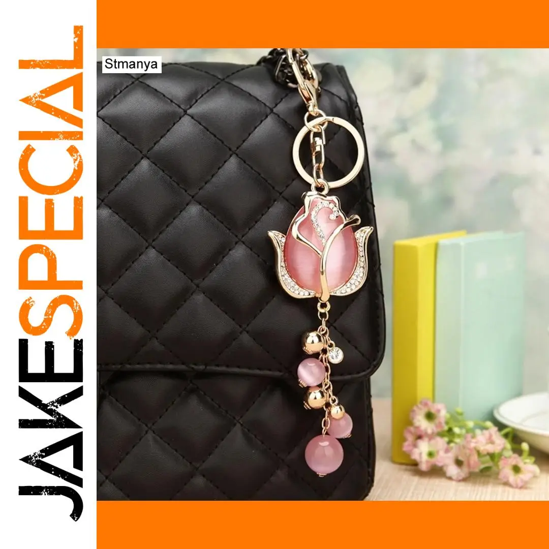 Elegant Swan Keychain in Zinc Alloy 1 Elegant Swan Keychain in Zinc Alloy