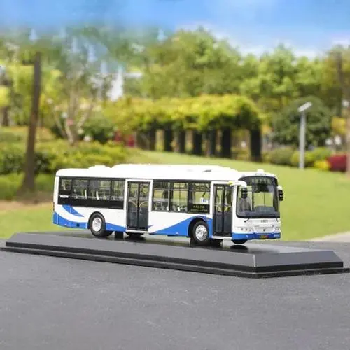 Detailed Shanghai B7RLE Bus Model for Collectors 6 Detailed Shanghai B7RLE Bus Model for Collectors - Image 6