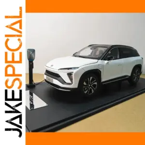White NIO ES6 SUV 1:18 Scale Model Collection