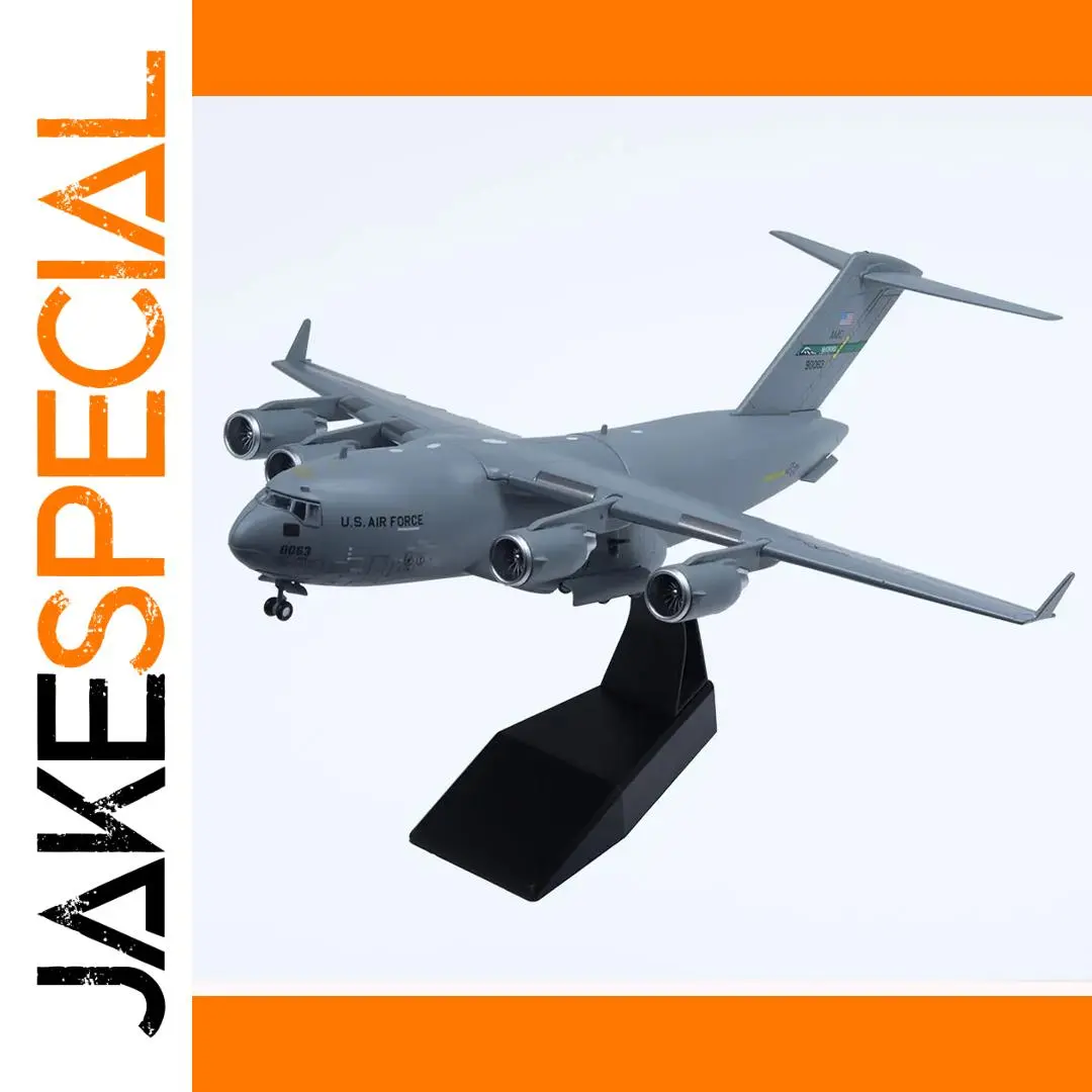 1:200 Scale C-17 Globemaster III Model for Collectors 1 1:200 Scale C-17 Globemaster III Model for Collectors