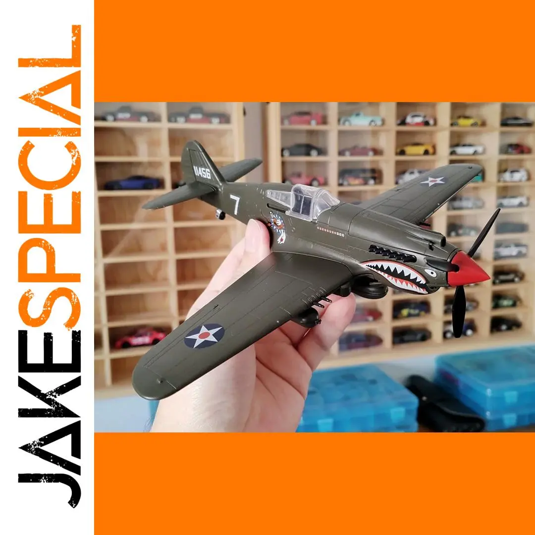 1/48 WWII P-40 Fighter Jet Model 1 1/48 WWII P-40 Fighter Jet Model