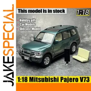 1:18 Mitsubishi Pajero V73 Diecast Model SUV
