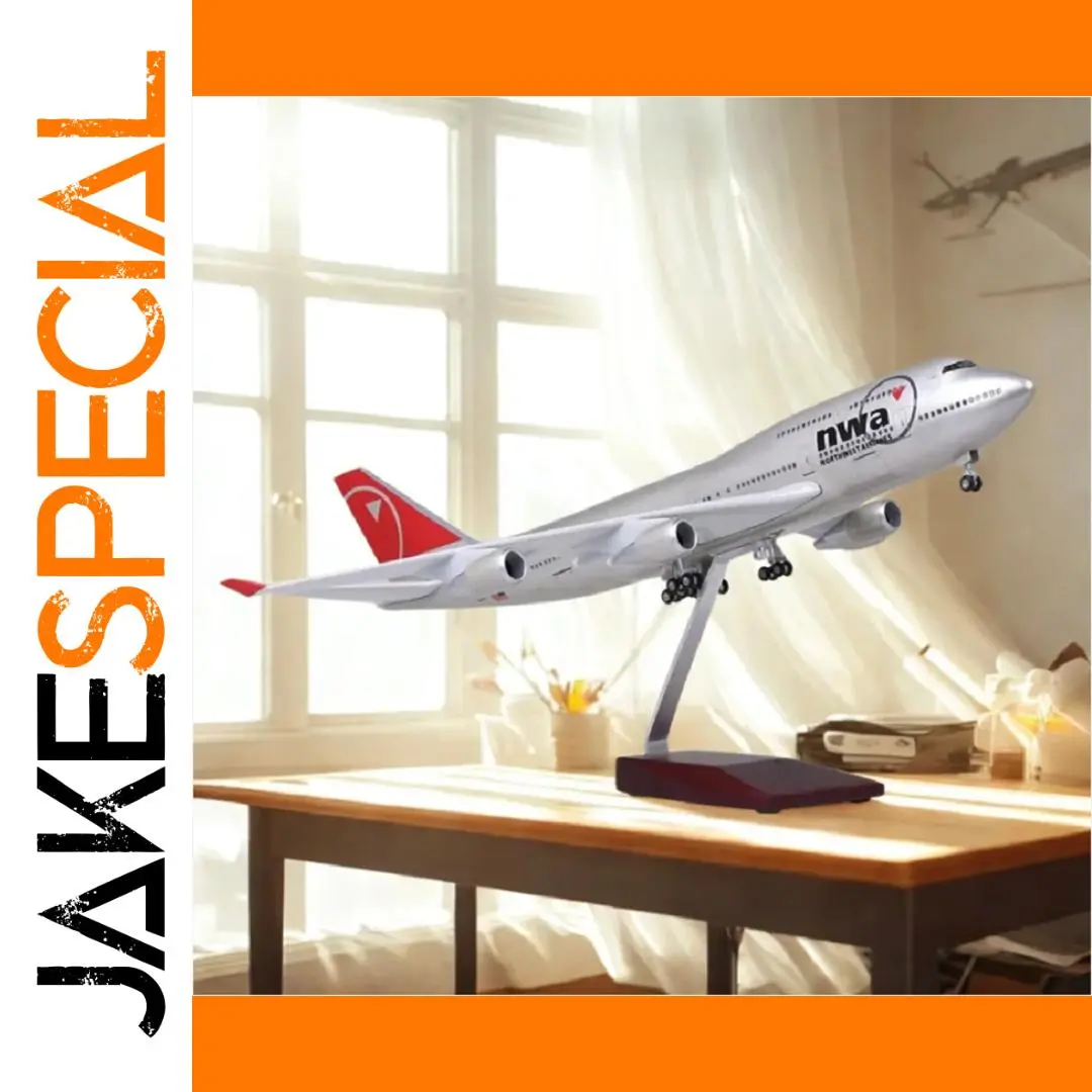 Boeing 747 Scale Model with LED Lighting 1 Boeing 747 Scale Model with LED Lighting